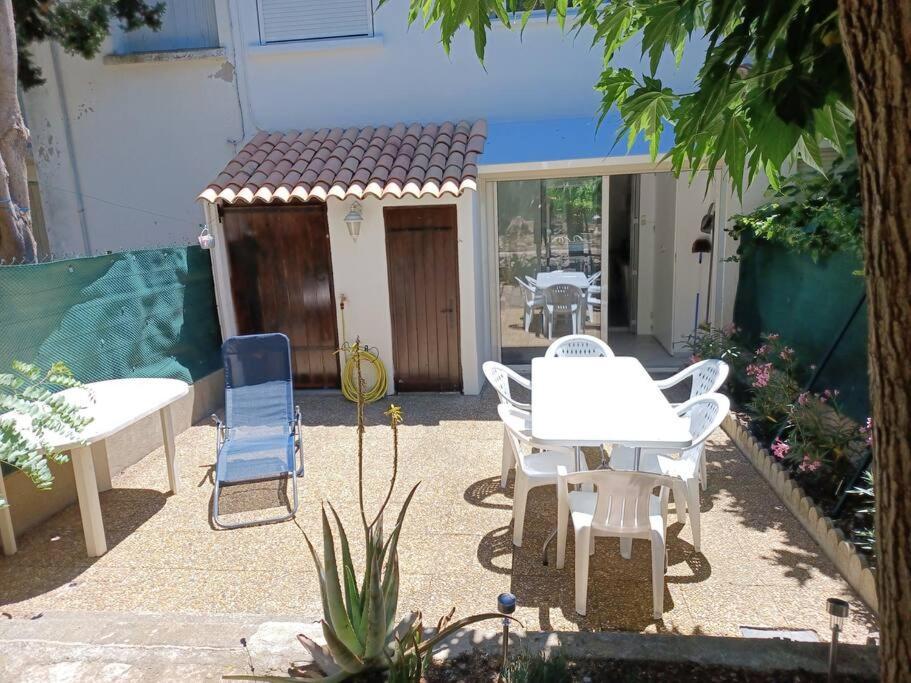 Entre Mer Et Garrigue Saint-Pierre-la-Mer  外观 照片